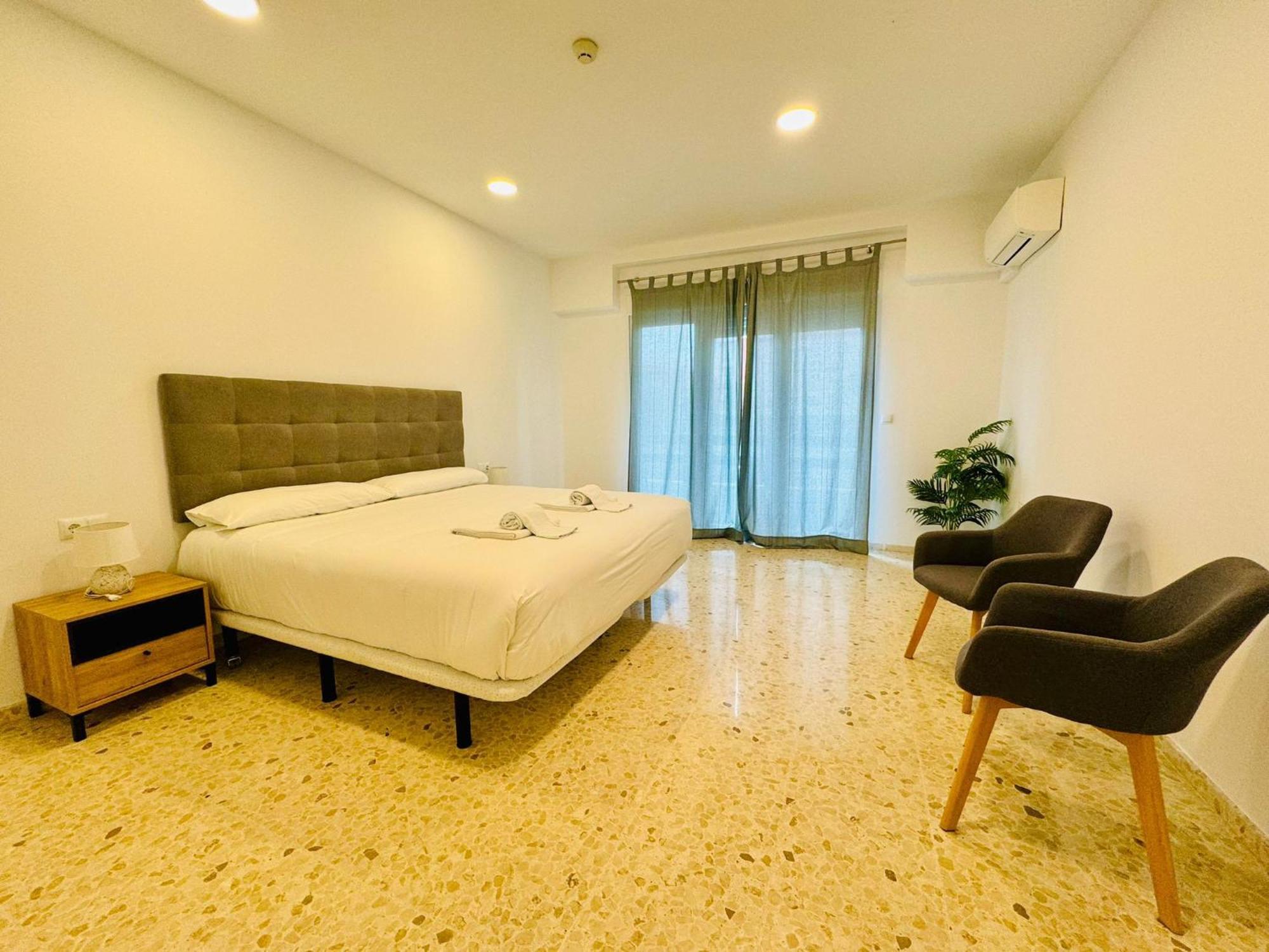 Apartamentos La Muralla Grupo Ac Gestion كاديز المظهر الخارجي الصورة