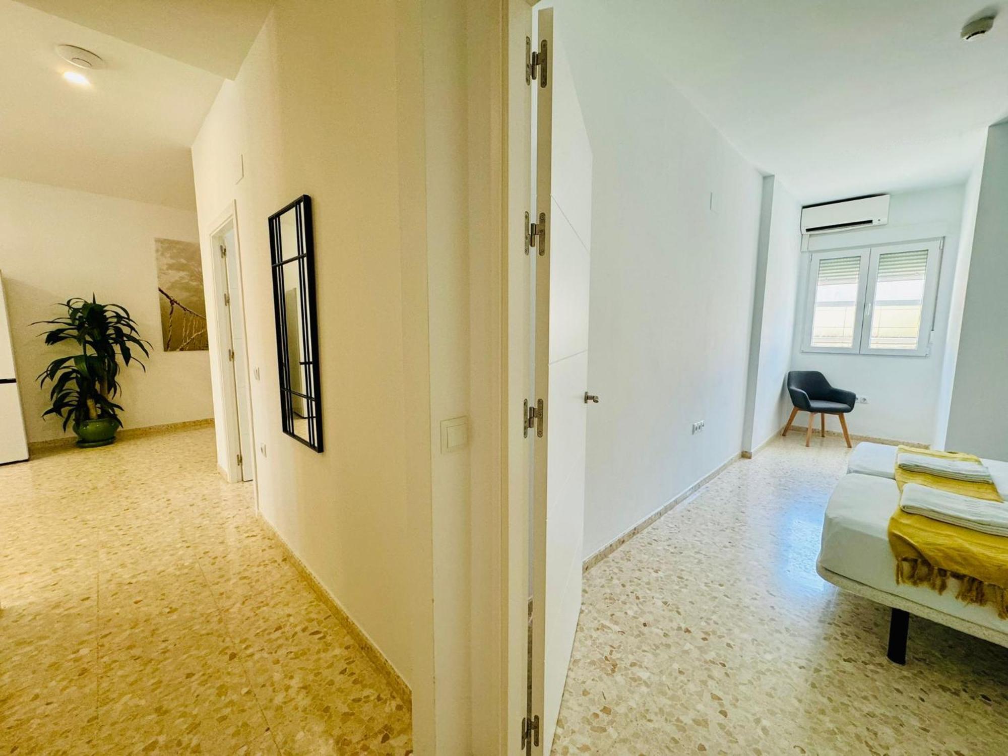 Apartamentos La Muralla Grupo Ac Gestion كاديز المظهر الخارجي الصورة