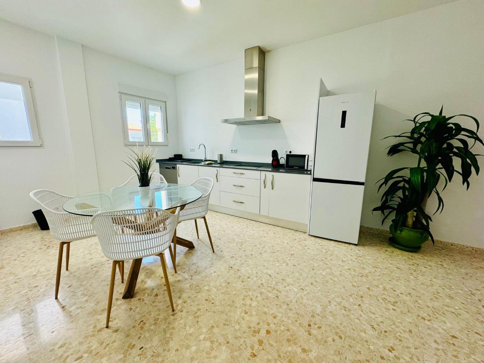 Apartamentos La Muralla Grupo Ac Gestion كاديز المظهر الخارجي الصورة